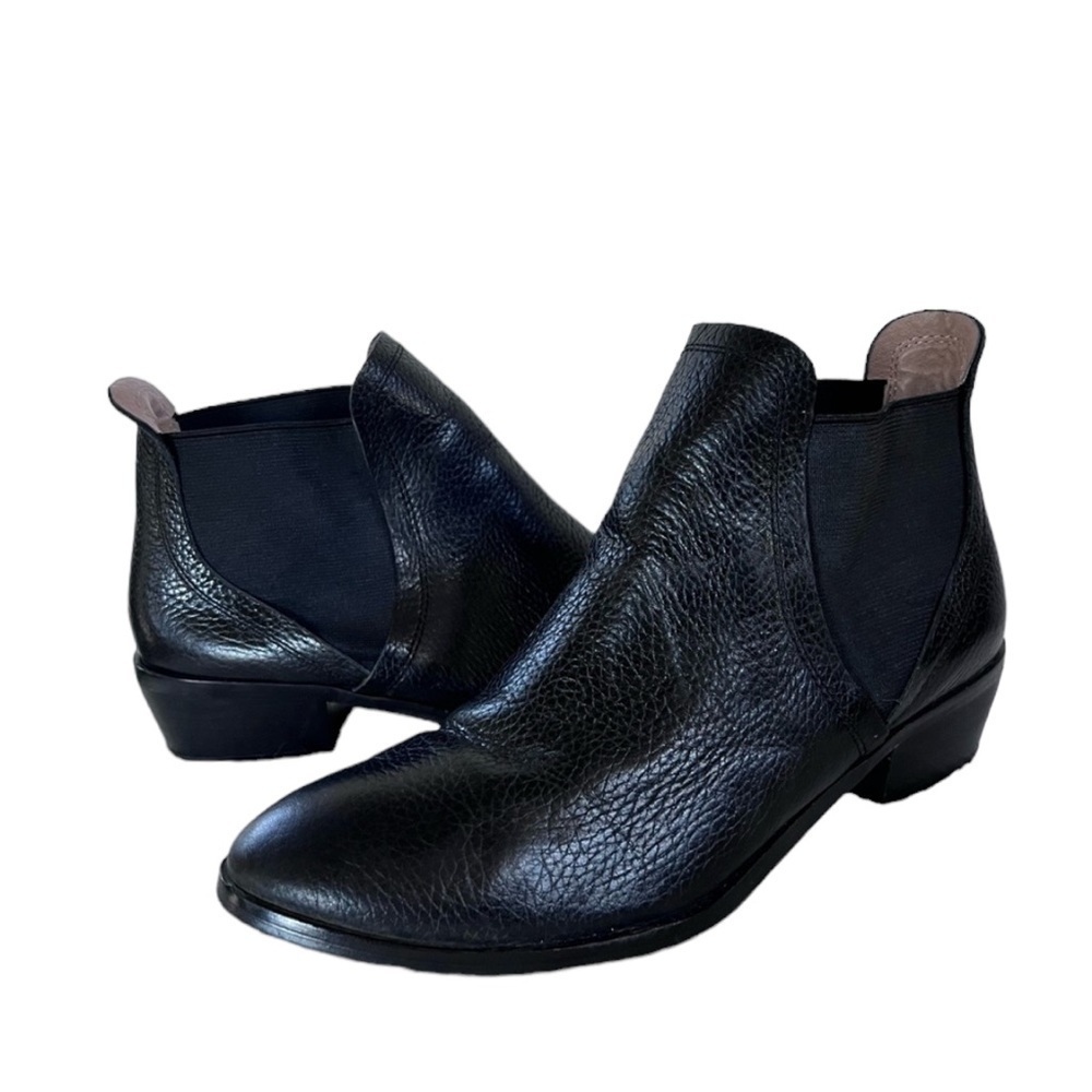 Splendid Black Pebbled Leather Pull On Ankle Boot Size 9.5